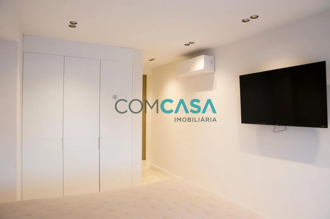 Apartamento T5 para Venda em Paranhos Foto 24