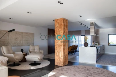 Apartamento T5 para Venda em Paranhos