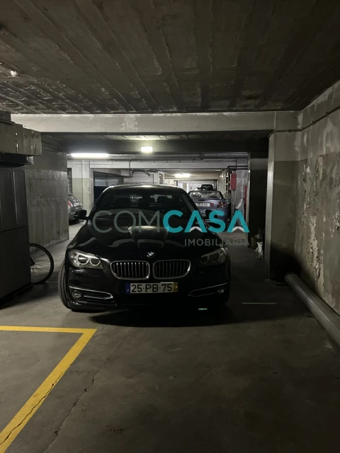 Apartamento T5 para Venda em Paranhos