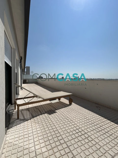 Apartamento T5 para Venda em Paranhos