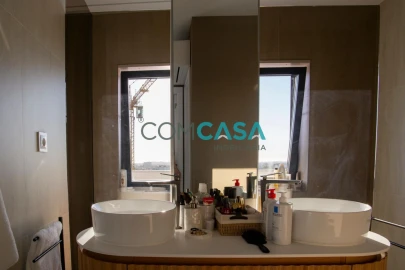 Apartamento T5 para Venda em Paranhos