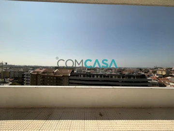 Apartamento T5 para Venda em Paranhos