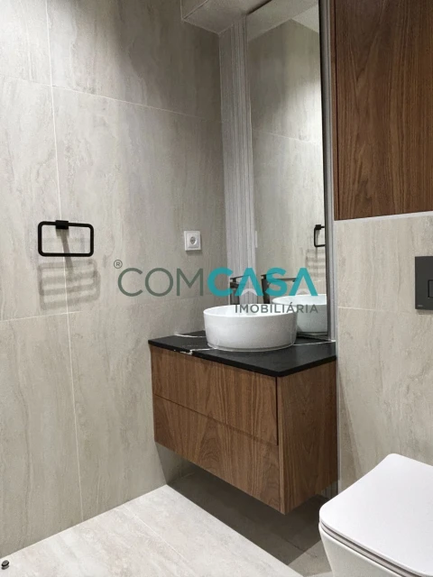 Apartamento T5 para Venda em Paranhos