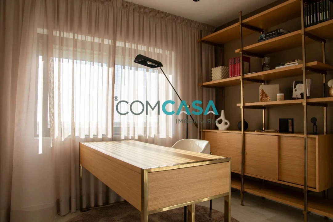Apartamento T5 para Venda em Paranhos Foto 8