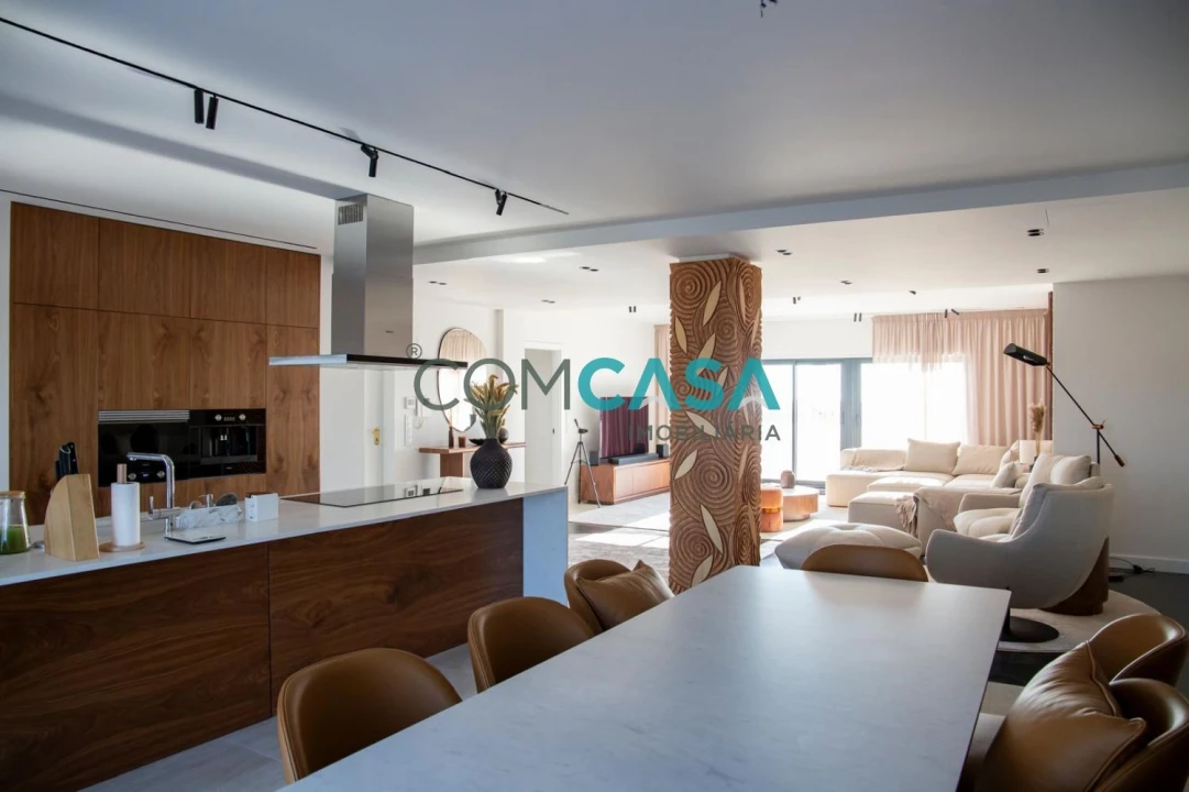 Apartamento T5 para Venda em Paranhos Foto 5