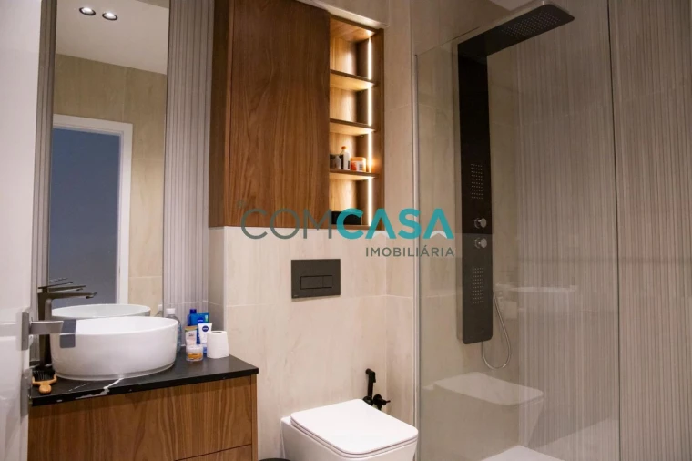 Apartamento T5 para Venda em Paranhos Foto 23