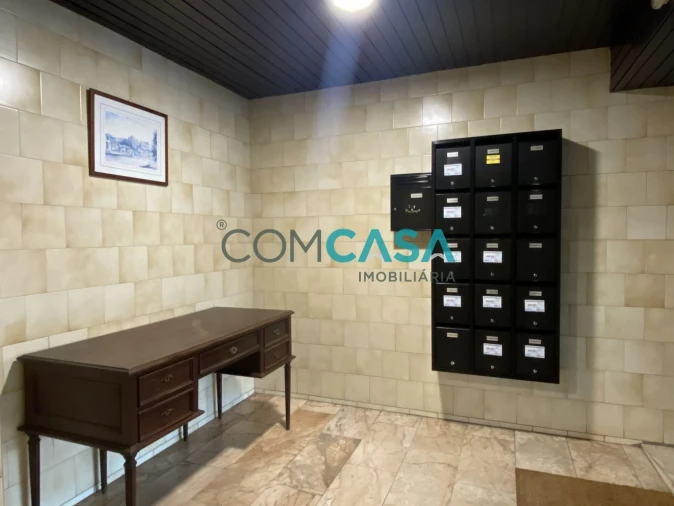 Apartamento T5 para Venda em Paranhos Foto 26