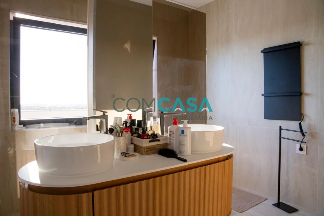 Apartamento T5 para Venda em Paranhos Foto 11