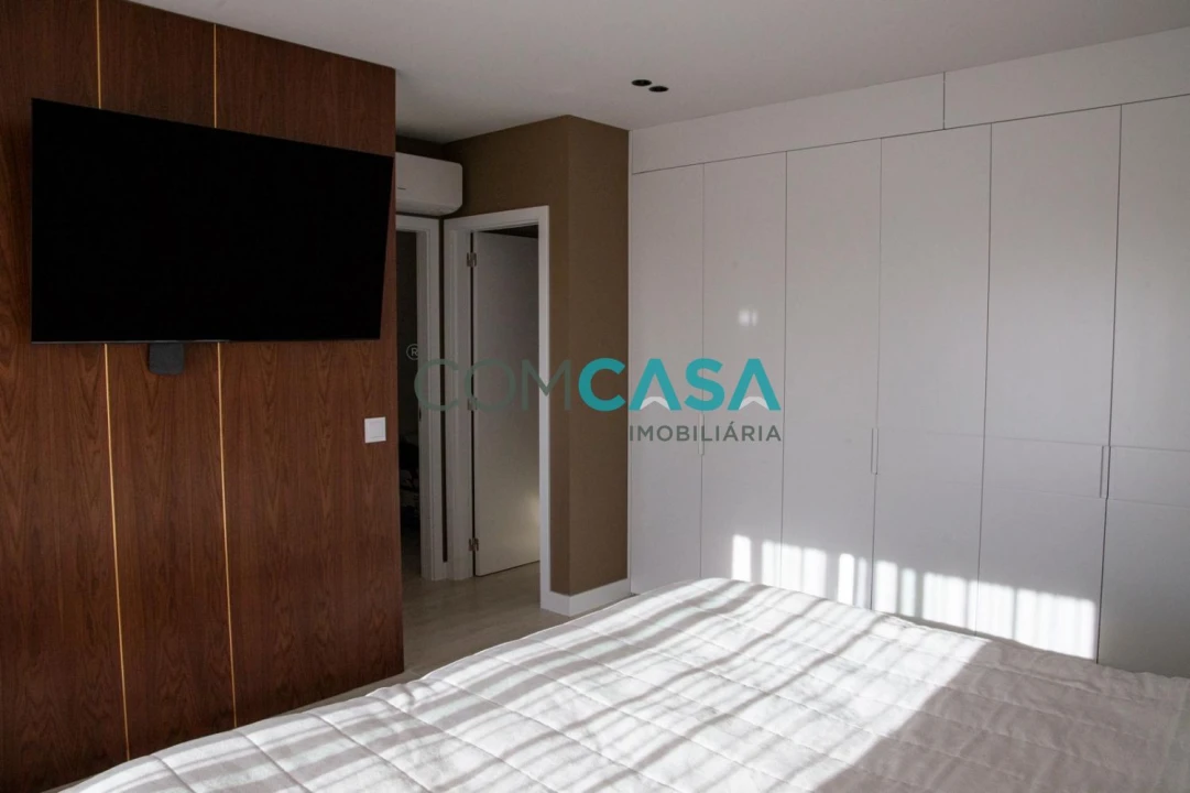 Apartamento T5 para Venda em Paranhos Foto 15