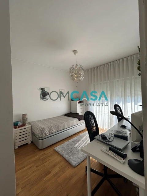 Apartamento T4 para Venda em Fânzeres e São Pedro da Cova