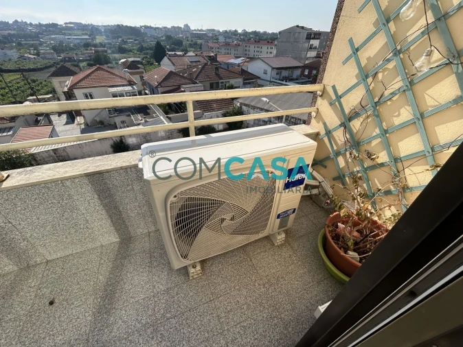 Apartamento T4 para Venda em Fânzeres e São Pedro da Cova Foto 6