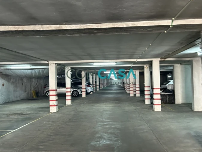 Apartamento T4 para Venda em Fânzeres e São Pedro da Cova Foto 31