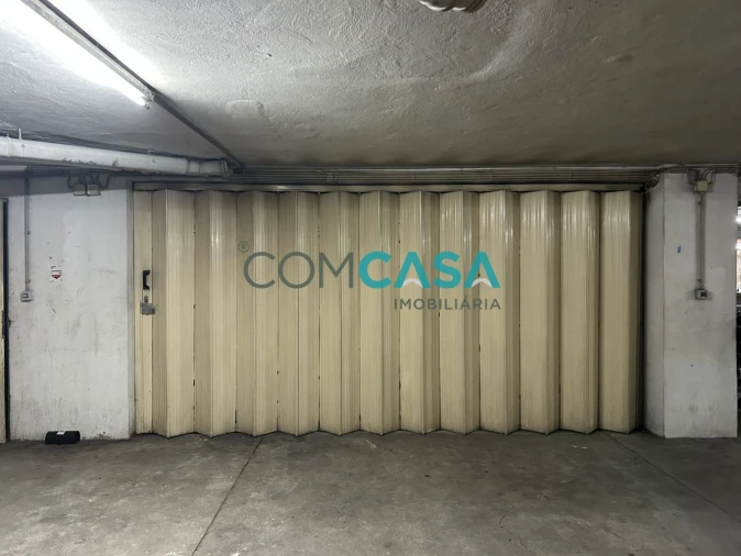 Apartamento T4 para Venda em Fânzeres e São Pedro da Cova Foto 32
