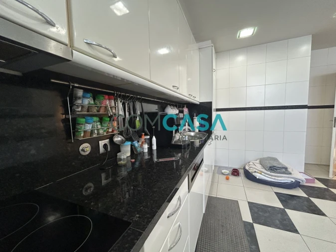 Apartamento T4 para Venda em Fânzeres e São Pedro da Cova Foto 23