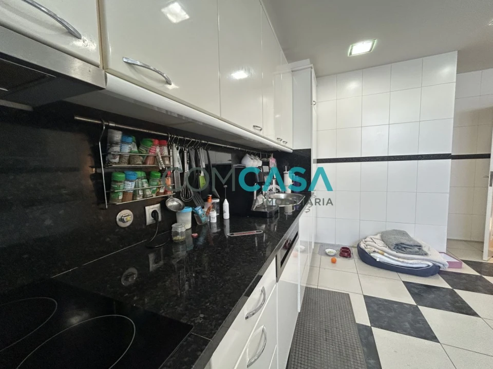 Apartamento T4 para Venda em Fânzeres e São Pedro da Cova Foto 23
