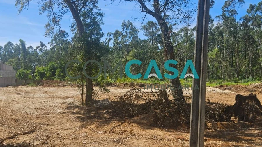 Terreno para Venda em Vilar e Mosteiró
