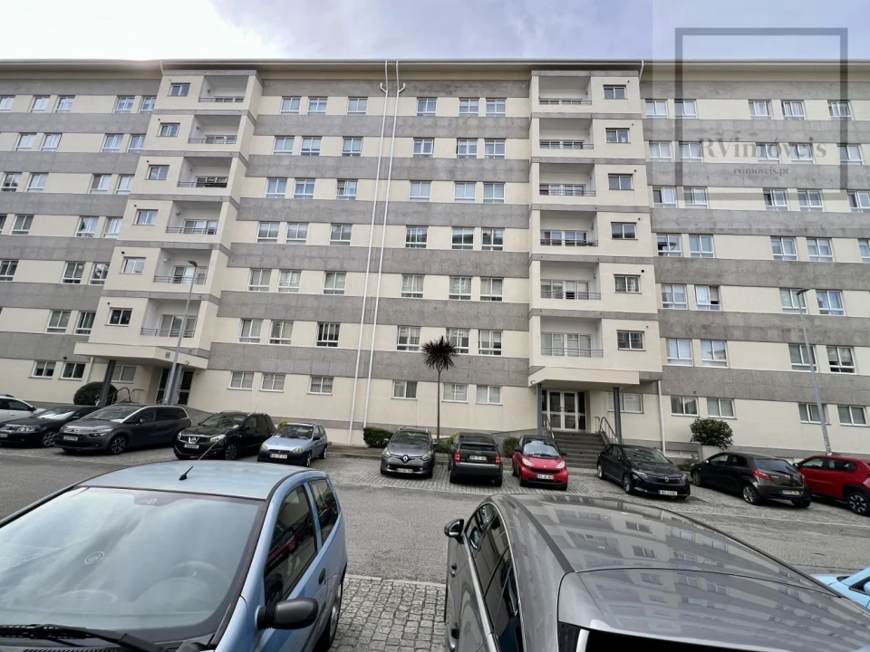 Apartamento T2 para Venda em Lordelo do Ouro e Massarelos Foto 28