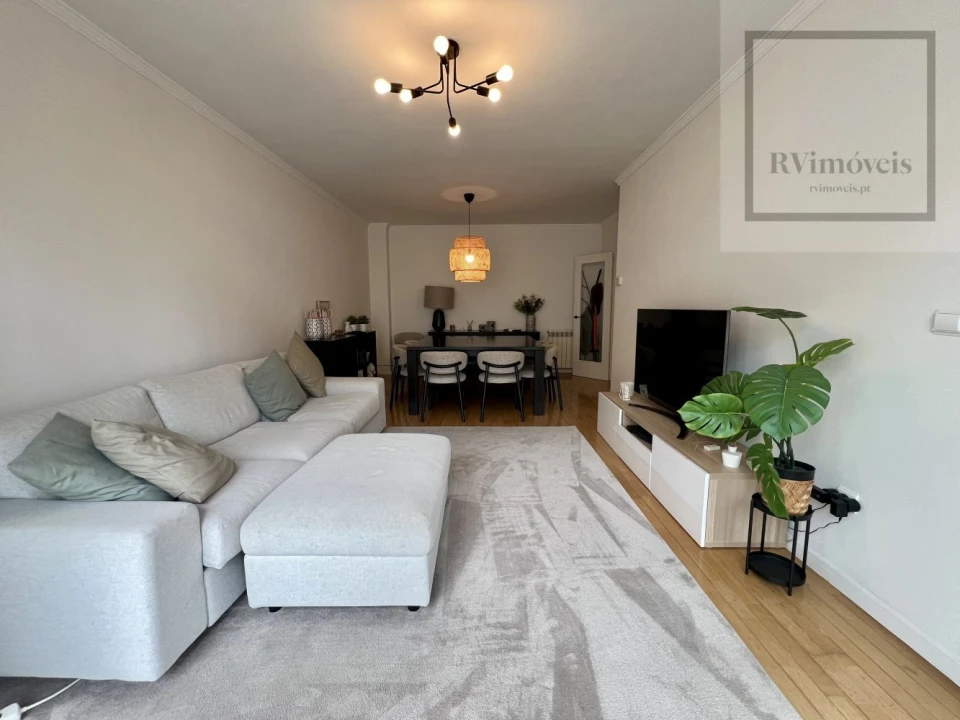 Apartamento T2 para Venda em Lordelo do Ouro e Massarelos Foto 6