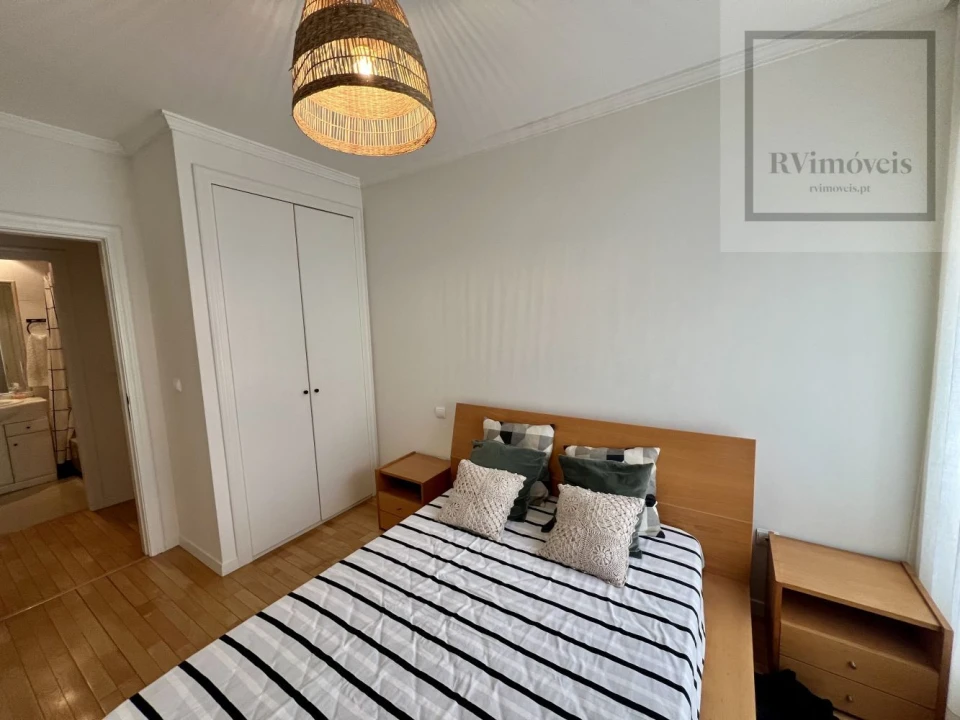 Apartamento T2 para Venda em Lordelo do Ouro e Massarelos Foto 16