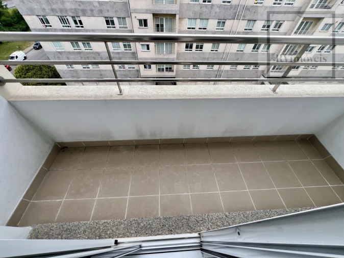 Apartamento T2 para Venda em Lordelo do Ouro e Massarelos Foto 8