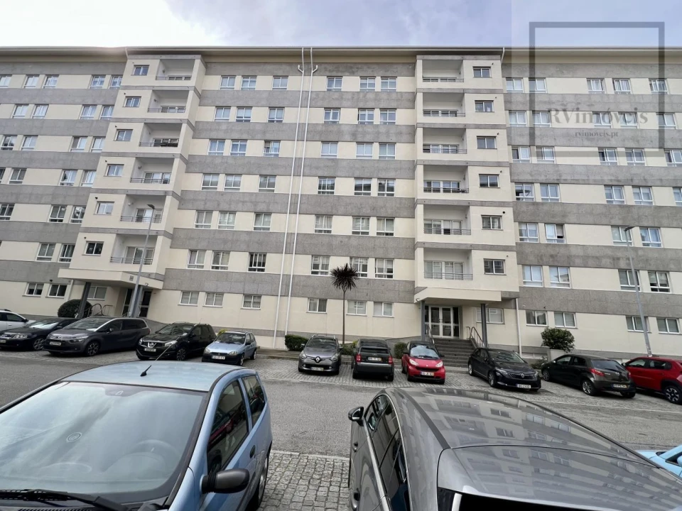 Apartamento T2 para Venda em Lordelo do Ouro e Massarelos Foto 28