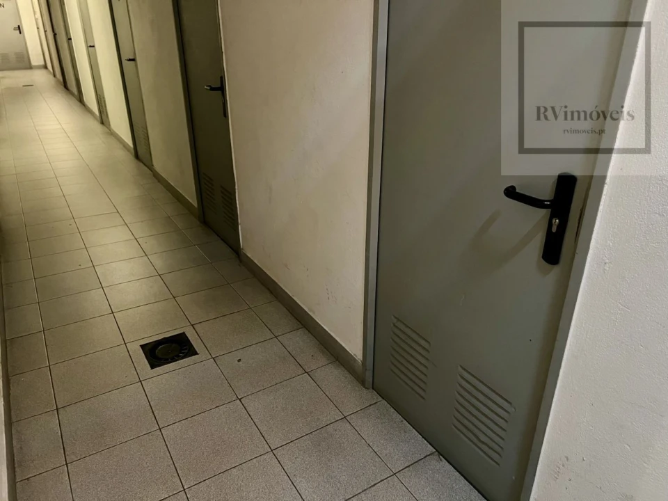Apartamento T2 para Venda em Lordelo do Ouro e Massarelos Foto 26