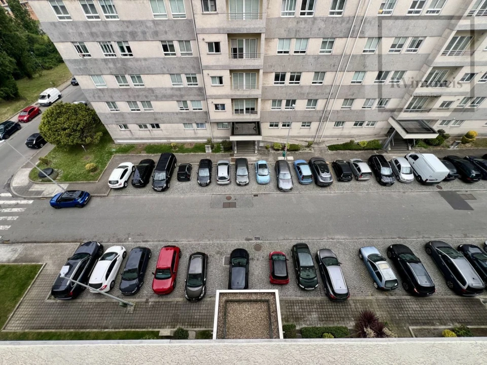 Apartamento T2 para Venda em Lordelo do Ouro e Massarelos Foto 9