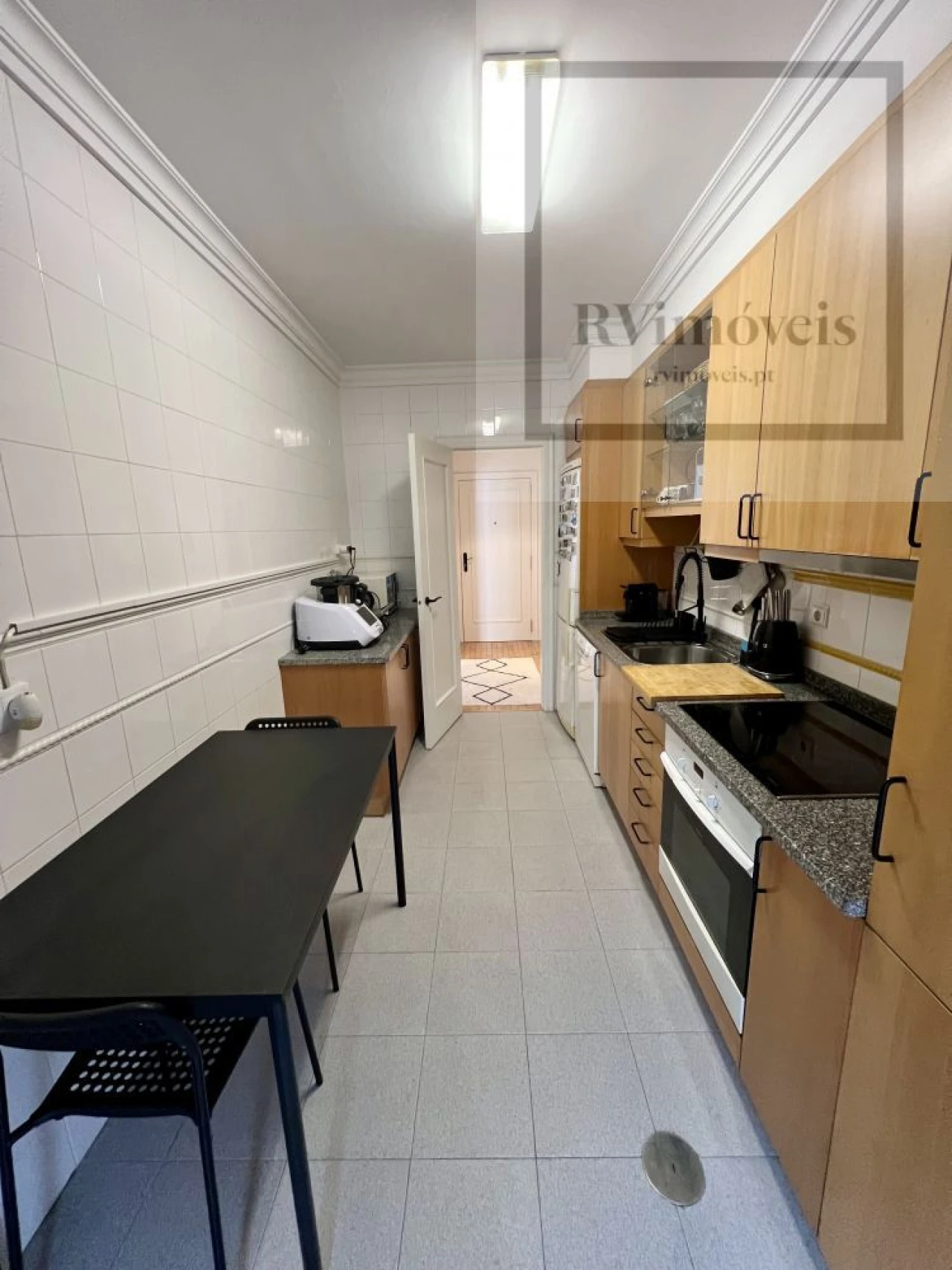 Apartamento T2 para Venda em Lordelo do Ouro e Massarelos Foto 13