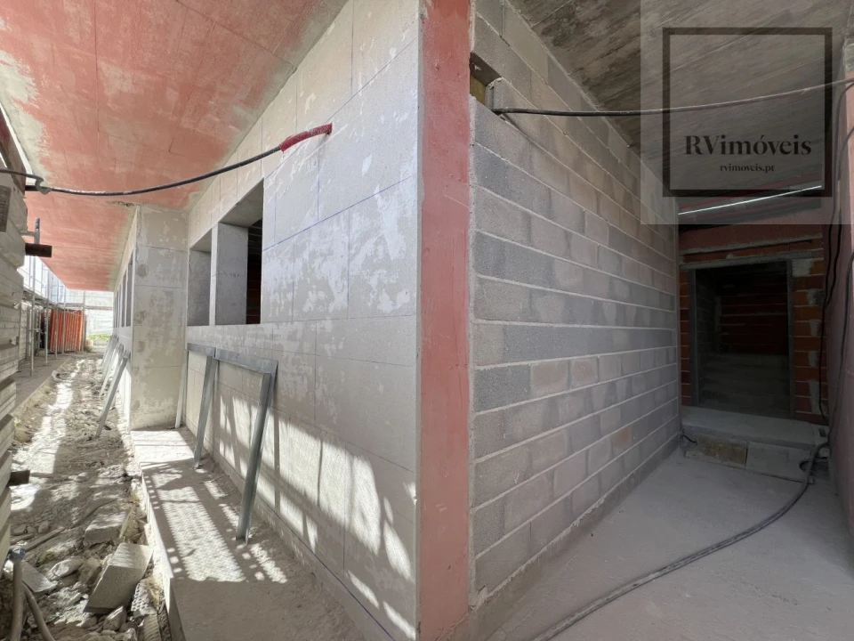 Apartamento T2 para Venda em Paranhos Foto 39