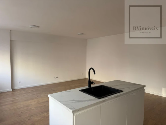 Apartamento T3 para Venda em Rio Tinto Foto 2