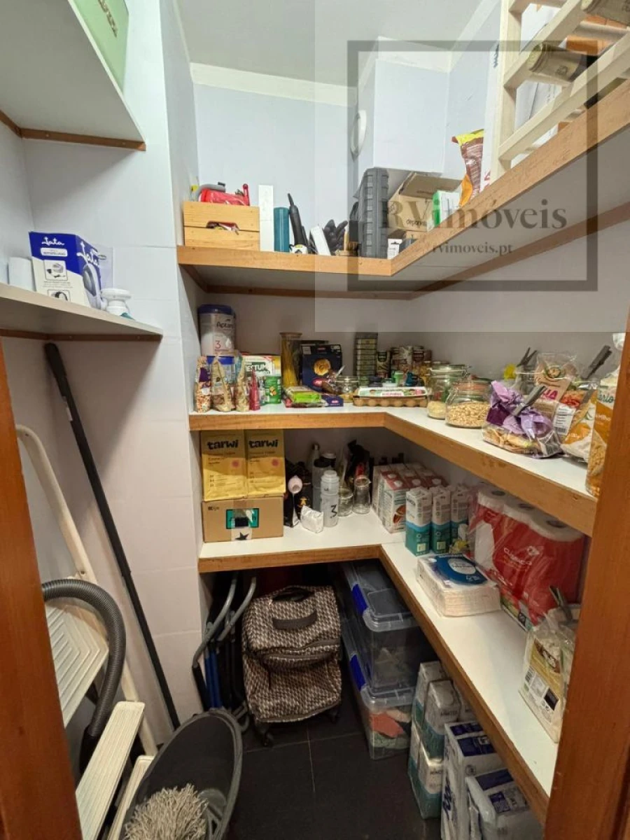 Apartamento T2 para Venda em Lordelo do Ouro e Massarelos Foto 5