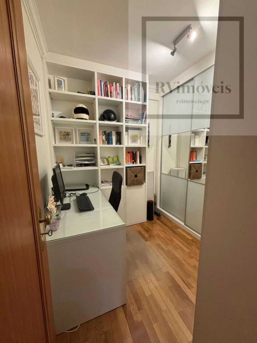 Apartamento T2 para Venda em Lordelo do Ouro e Massarelos Foto 8
