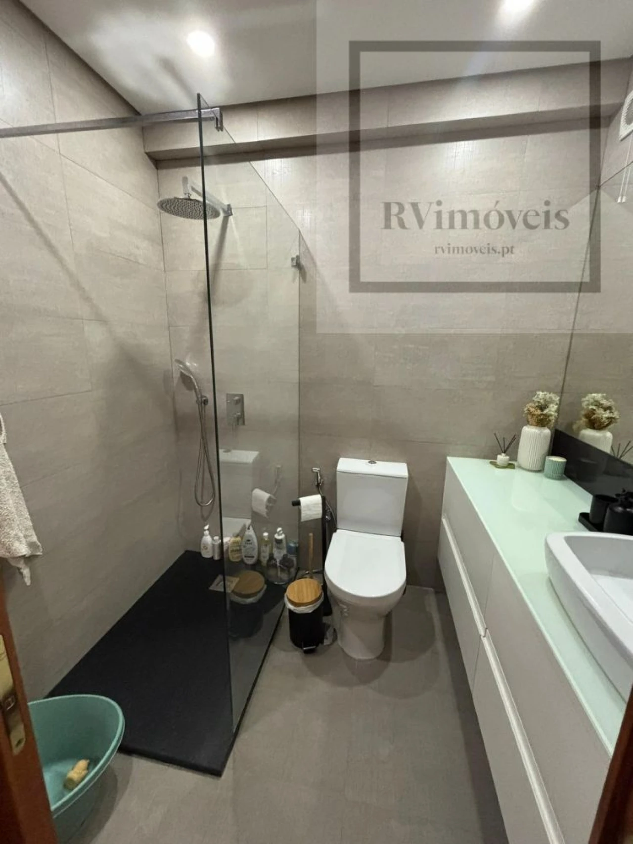Apartamento T2 para Venda em Lordelo do Ouro e Massarelos Foto 18