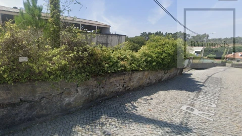 Terreno para Venda em Nogueira e Silva Escura