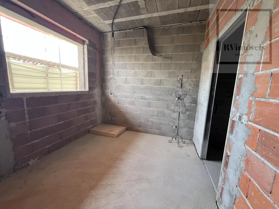 Apartamento T2 para Venda em Paranhos Foto 27