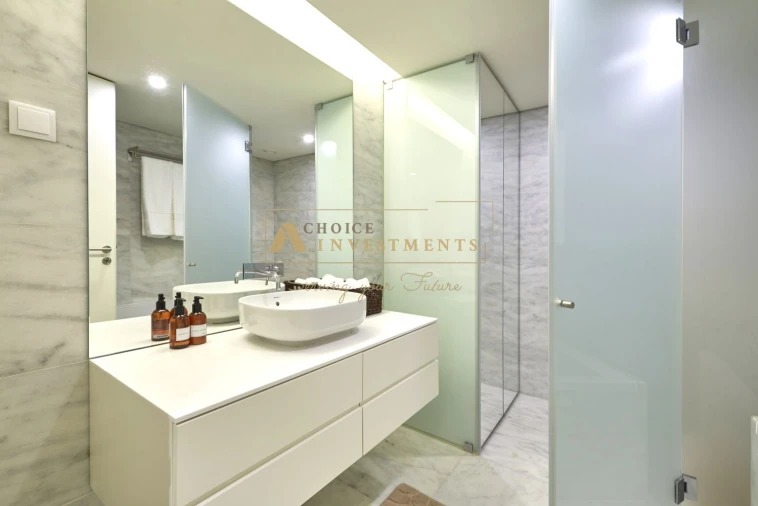 Apartamento T2 para Venda em Santo António Foto 9