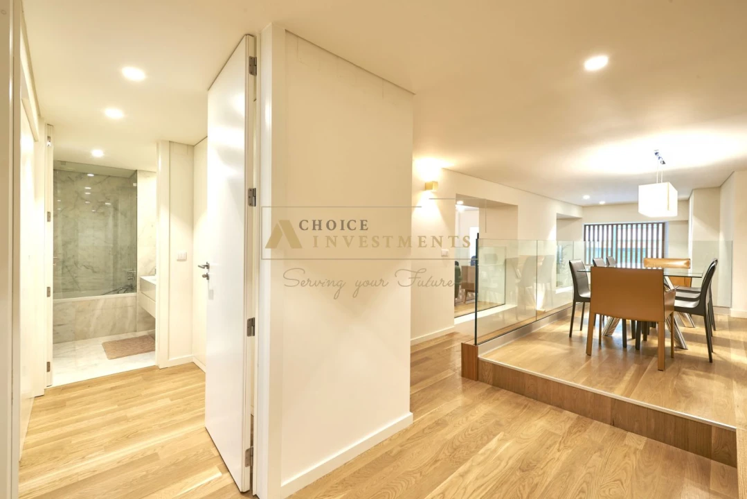 Apartamento T2 para Venda em Santo António Foto 11