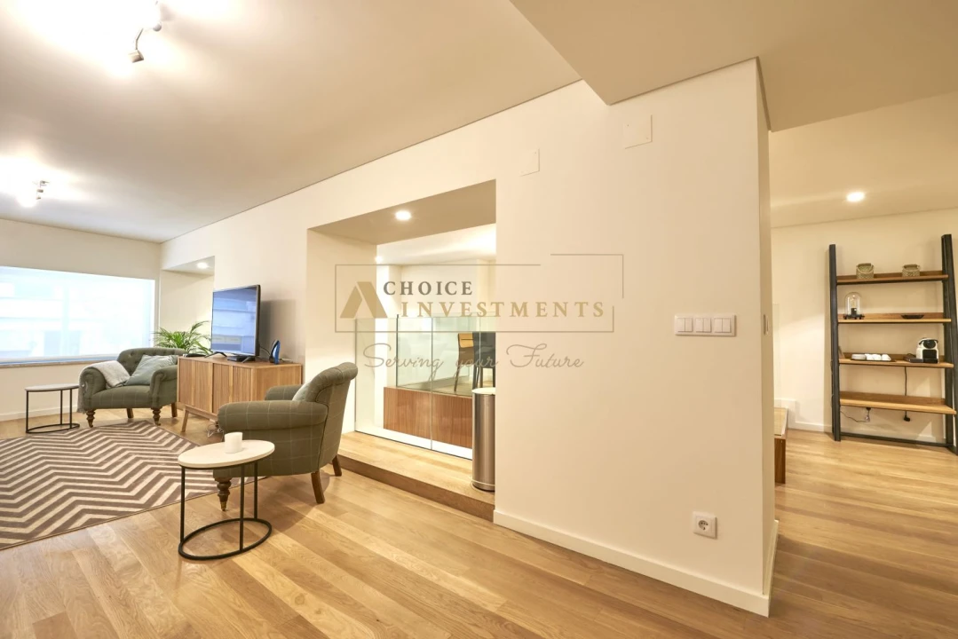 Apartamento T2 para Venda em Santo António Foto 13