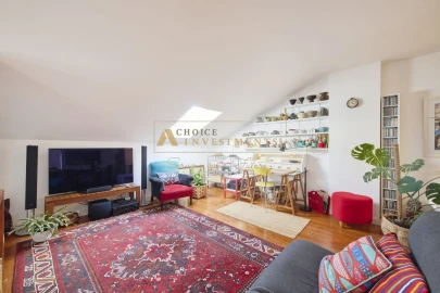Apartamento T3 para Venda em Carcavelos e Parede