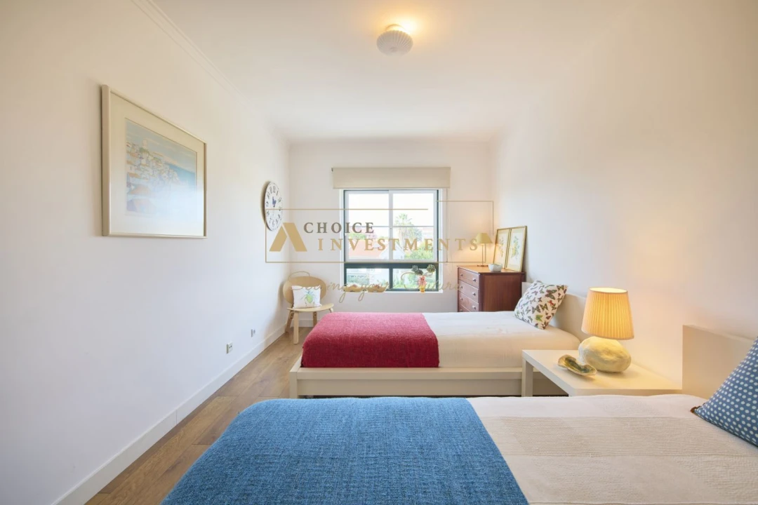 Apartamento T3 para Venda em Carcavelos e Parede Foto 19
