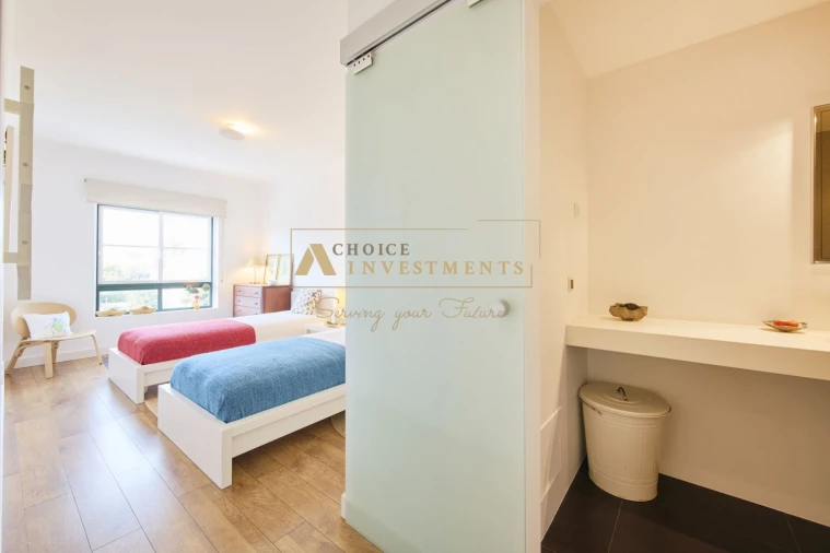 Apartamento T3 para Venda em Carcavelos e Parede Foto 17