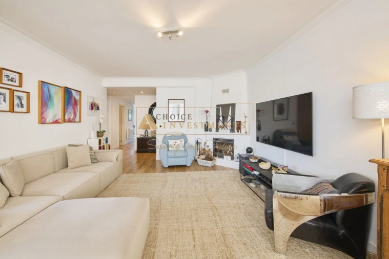 Apartamento T3 para Venda em Carcavelos e Parede Foto 5