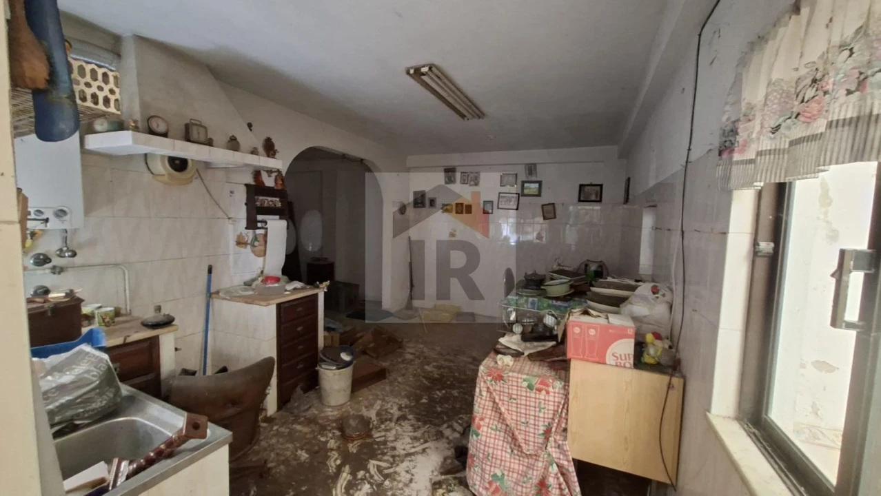 Moradia T3 para Venda em Caldas da Rainha - Santo Onofre e Serra do Bouro Foto 9
