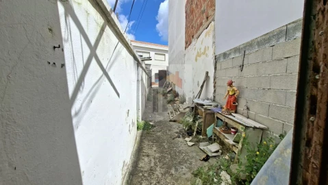 Moradia T3 para Venda em Caldas da Rainha - Santo Onofre e Serra do Bouro