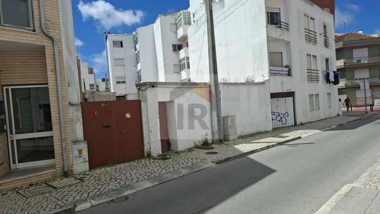 Moradia T3 para Venda em Caldas da Rainha - Santo Onofre e Serra do Bouro Foto 15