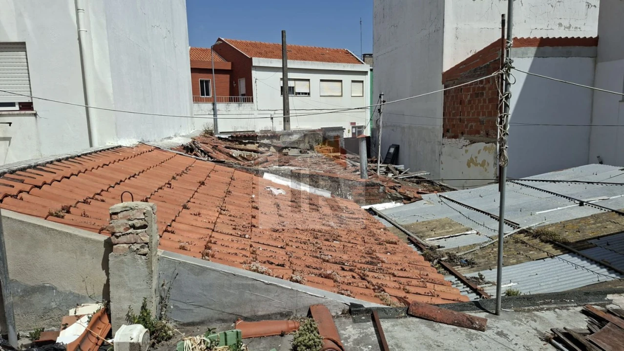 Moradia T3 para Venda em Caldas da Rainha - Santo Onofre e Serra do Bouro Foto 5