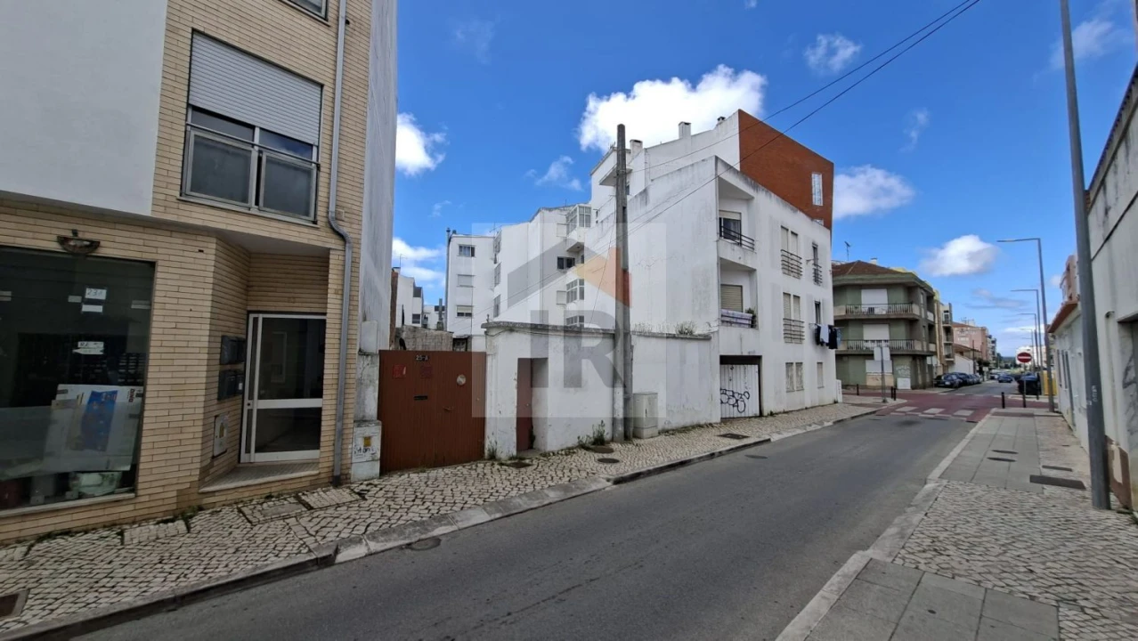 Moradia T3 para Venda em Caldas da Rainha - Santo Onofre e Serra do Bouro Foto 13