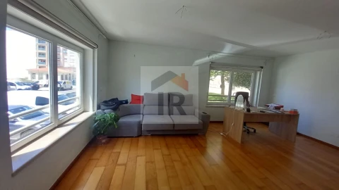 Apartamento T2 para Venda em Nossa Senhora do Pópulo, Coto e São Gregório
