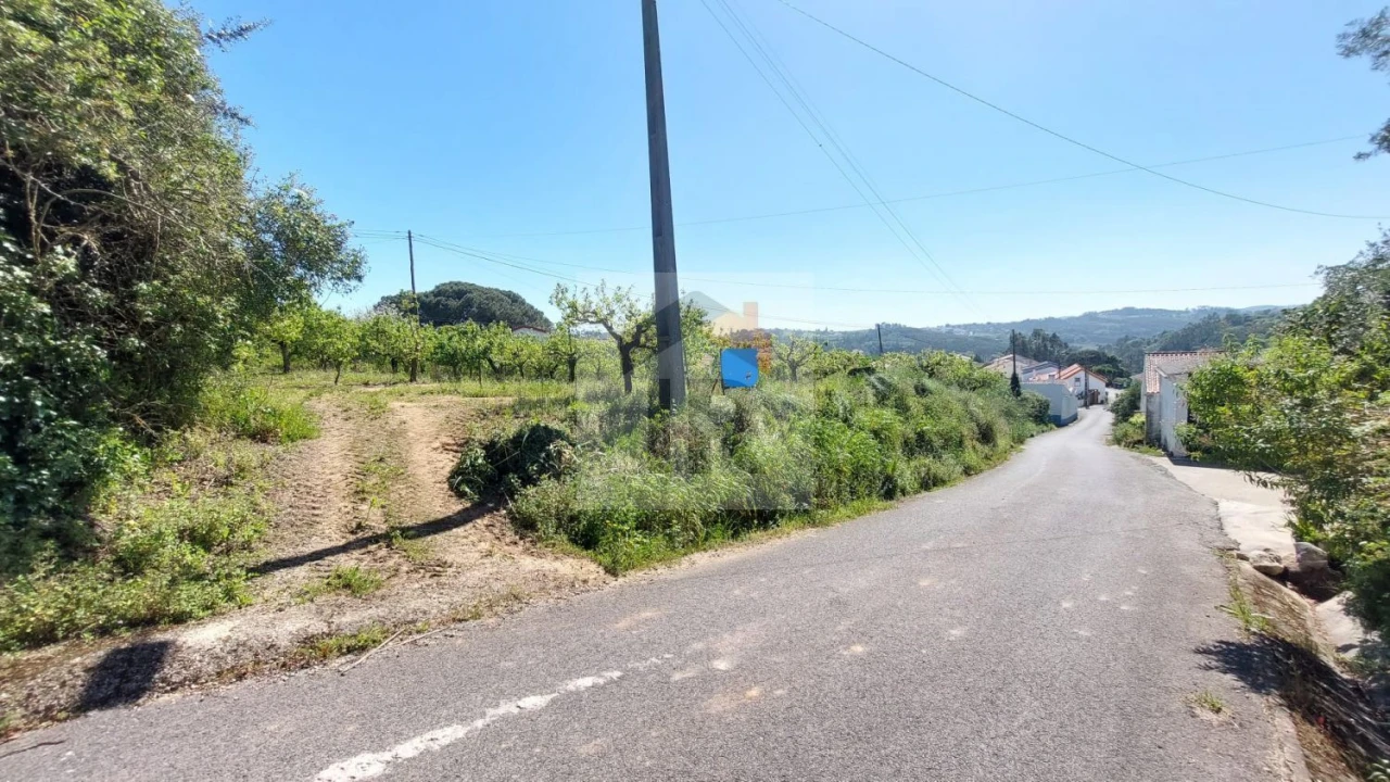 Terreno para Venda em Alvorninha Foto 12
