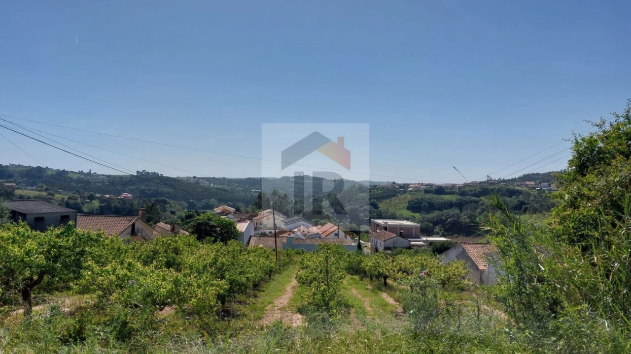 Terreno para Venda em Alvorninha Foto 17